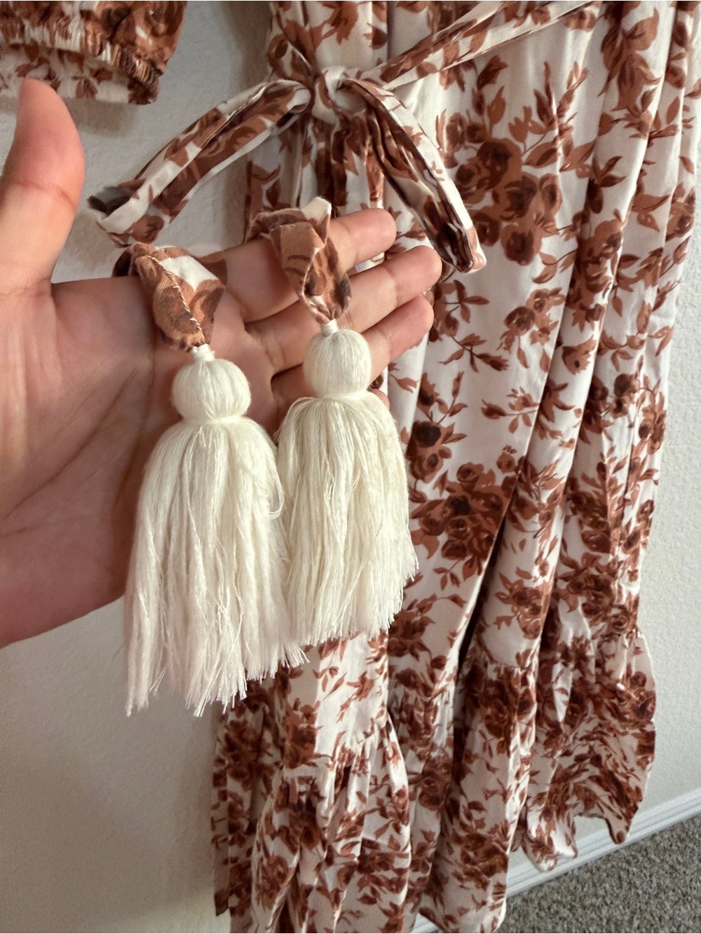 Tuckernuck MILLE Cream Maxi Dress with Rust Floral Print Size small - Picture 7 of 14
